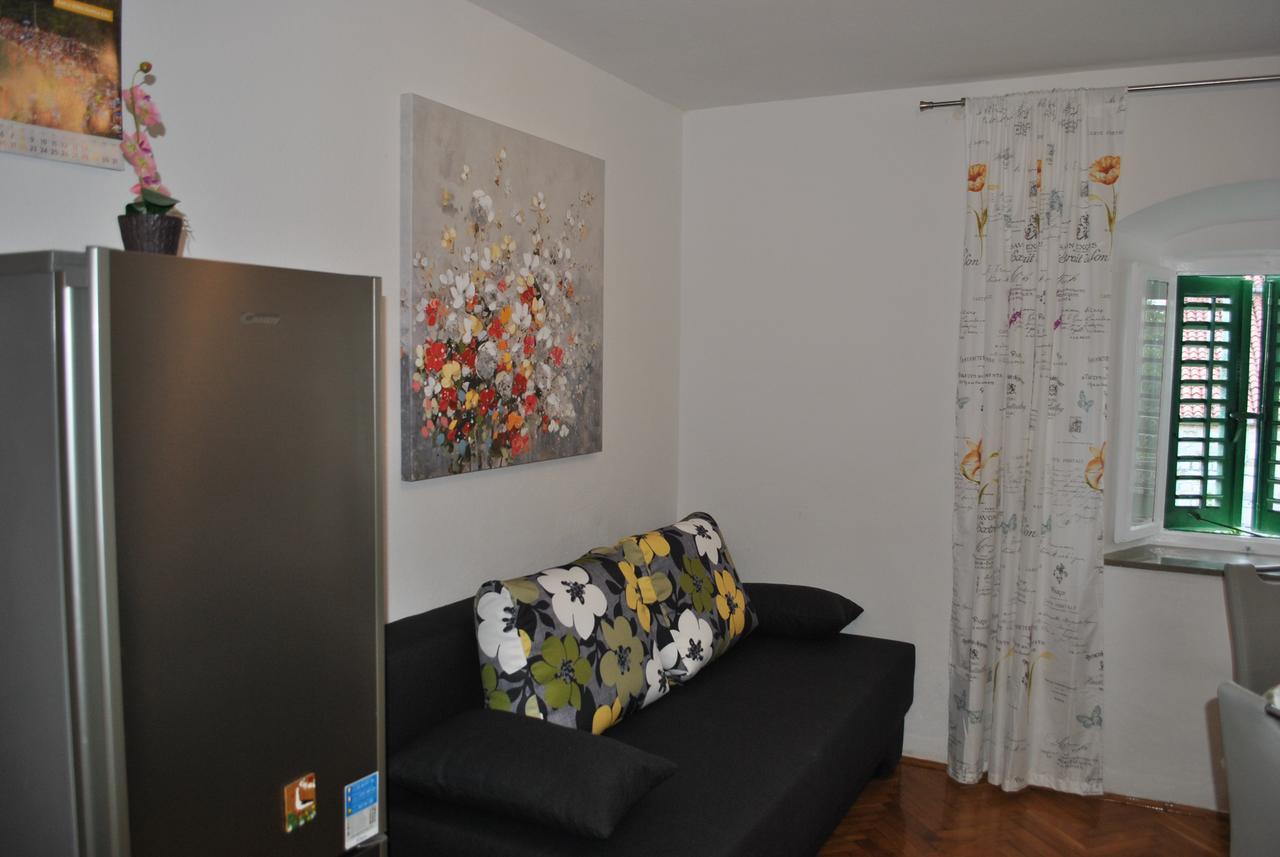 Apartment On The Square Makarská Exteriér fotografie
